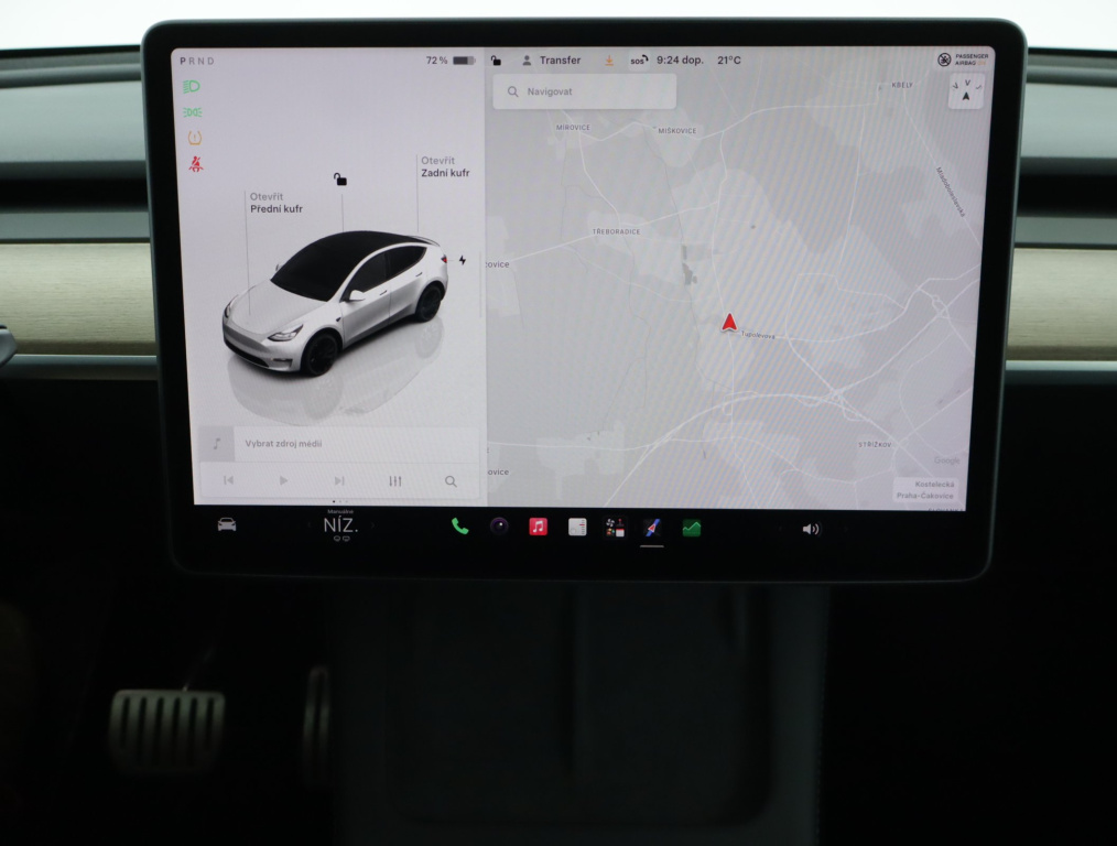 Tesla Model Y 4x4 2022 15