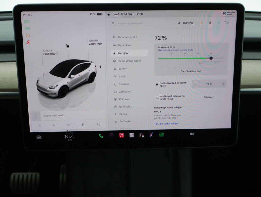Tesla Model Y 4x4 2022 14