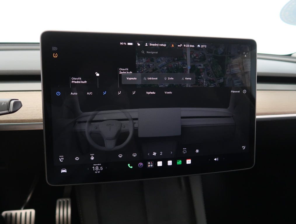 Tesla Model Y 4x4 2023 19