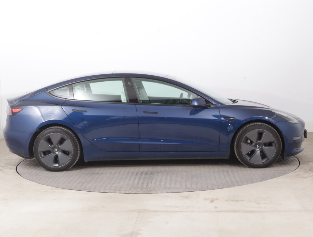 Tesla Model 3 4x4 2020 8