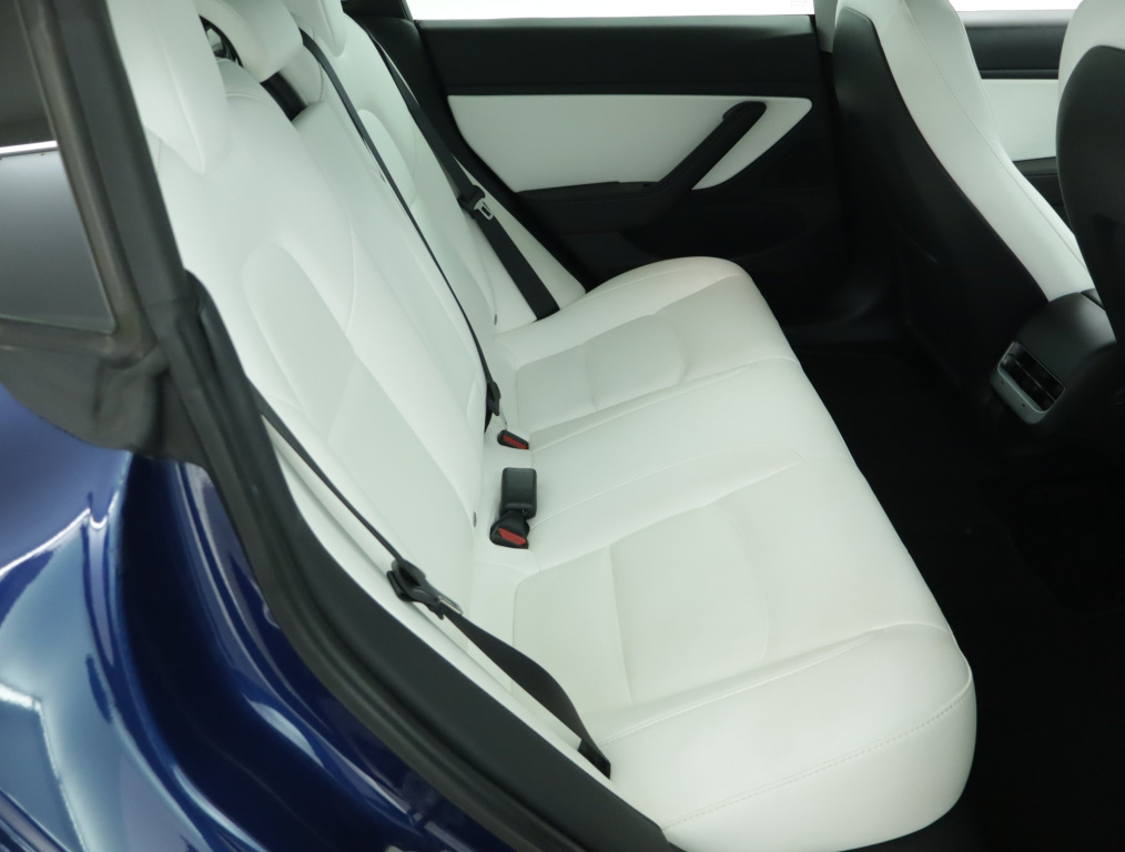 Tesla Model 3 4x4 2020 11