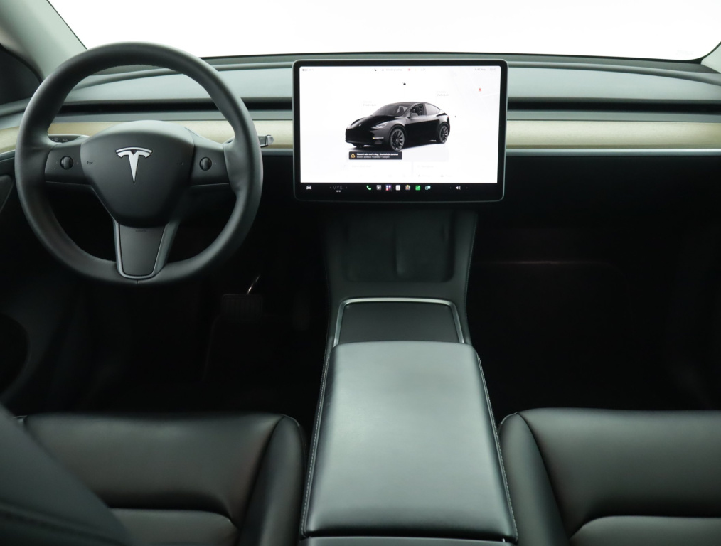 Tesla Model Y 4x4 2022 9