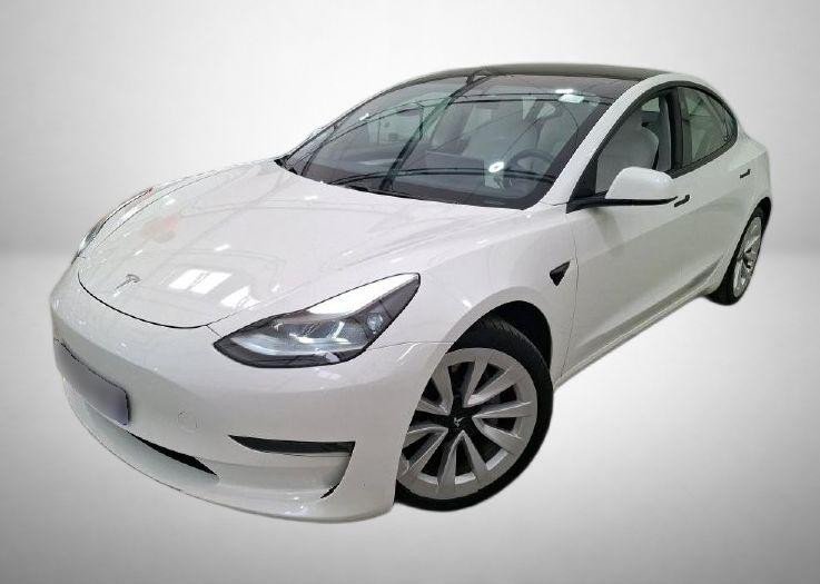 Tesla Model 3 4x4