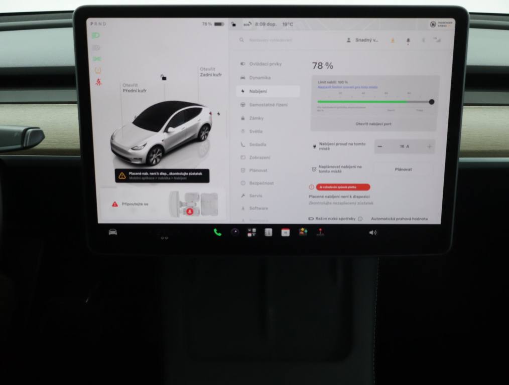 Tesla Model Y 4x4 2023 14