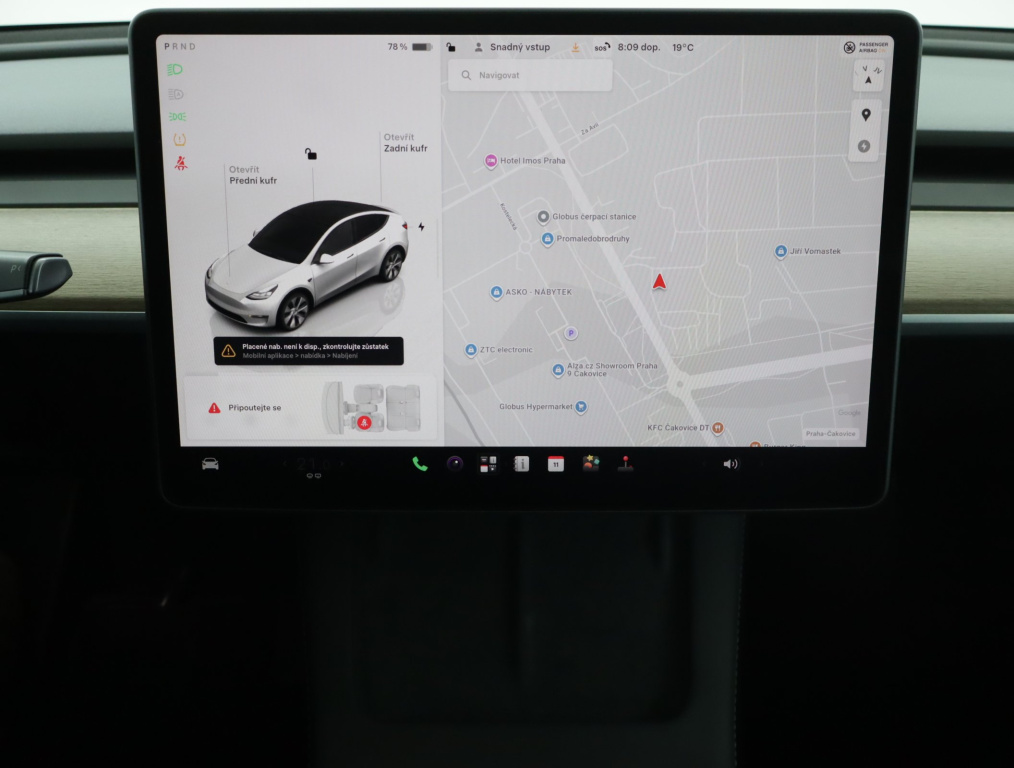 Tesla Model Y 4x4 2023 15