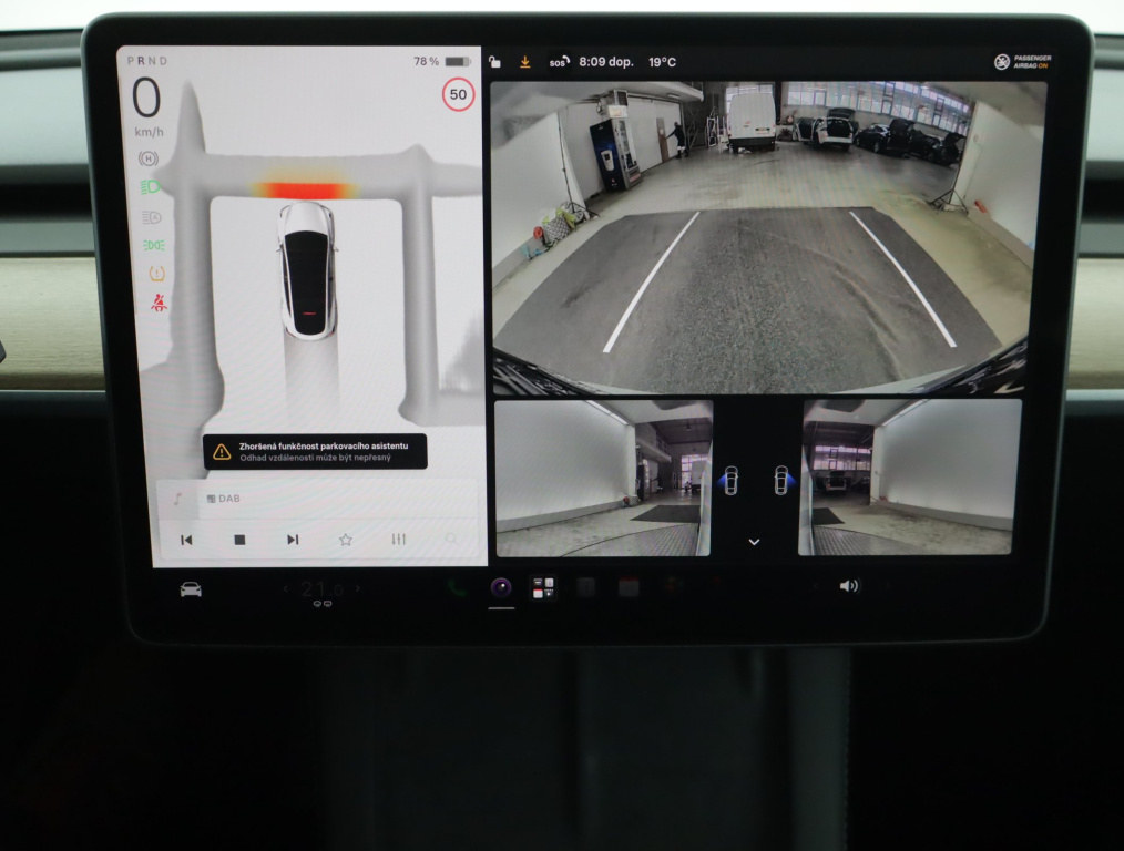 Tesla Model Y 4x4 2023 18