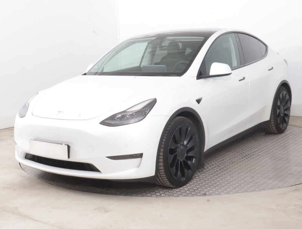 Tesla Model Y 4x4 2022 3