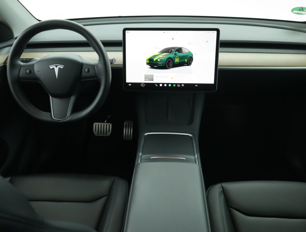 Tesla Model Y 4x4 2022 9