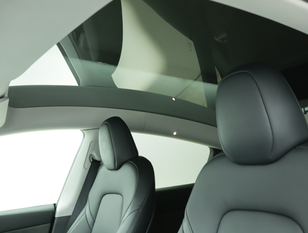 Tesla Model Y 4x4 2022 20
