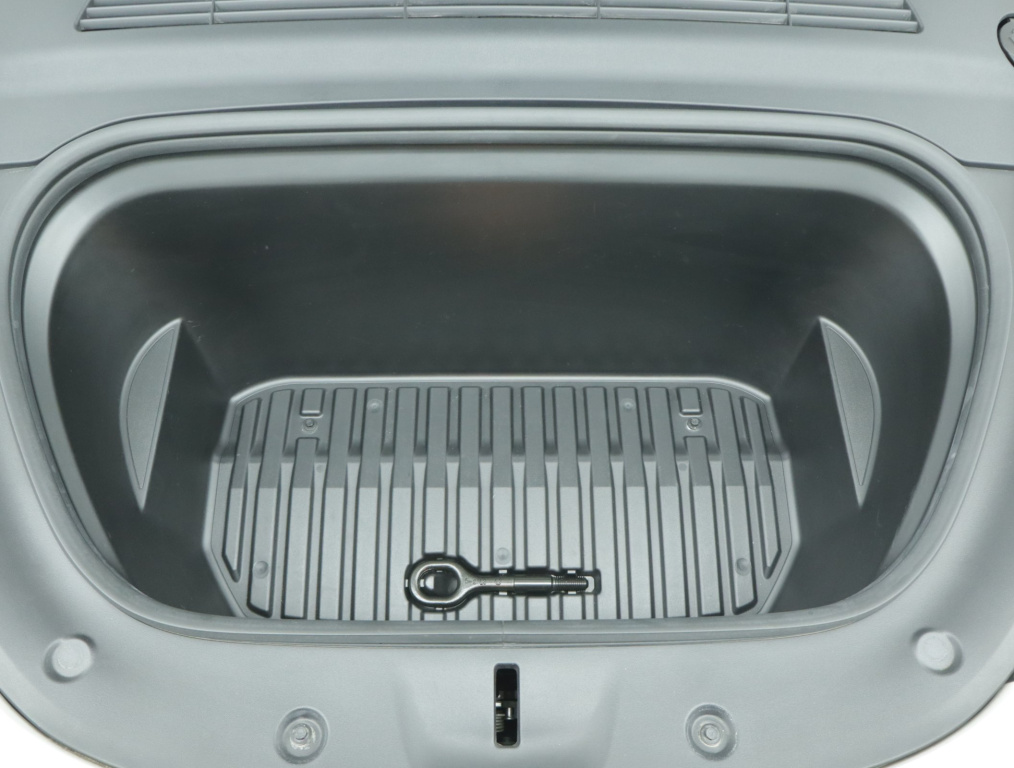 Tesla Model Y 4x4 2022 22