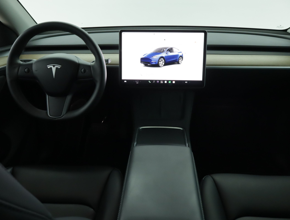 Tesla Model Y 4x4 2022 9