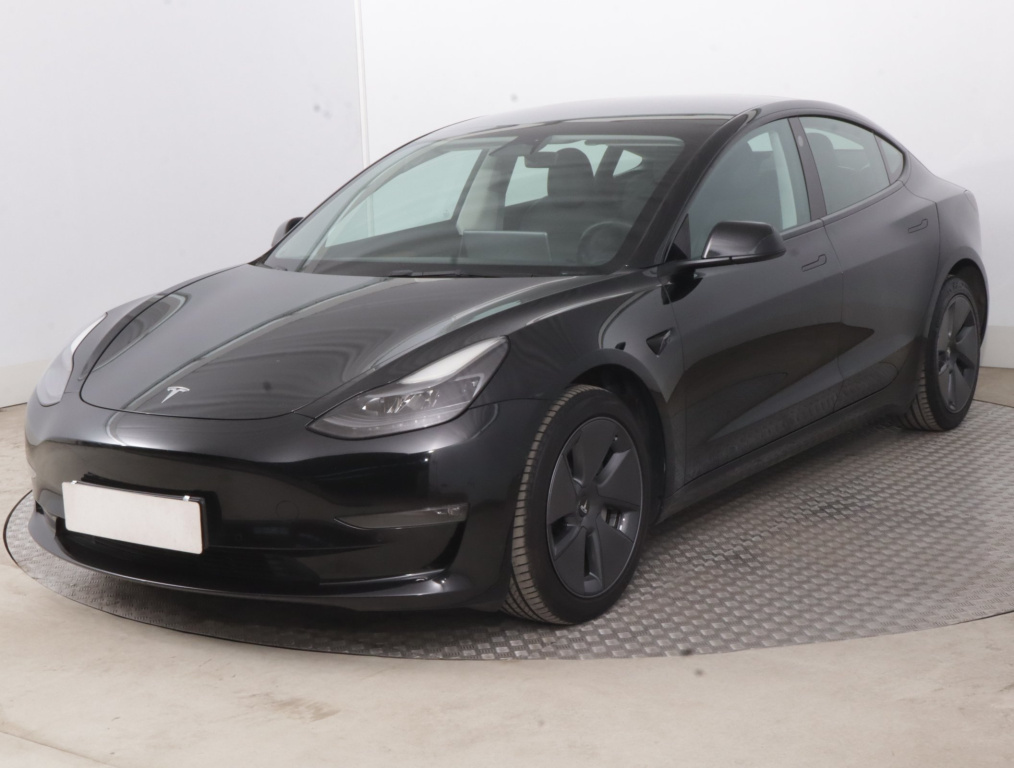 Tesla Model 3 4x4 2022 3