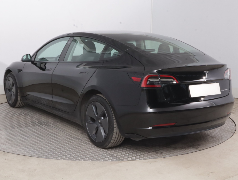 Tesla Model 3 4x4 2022 5