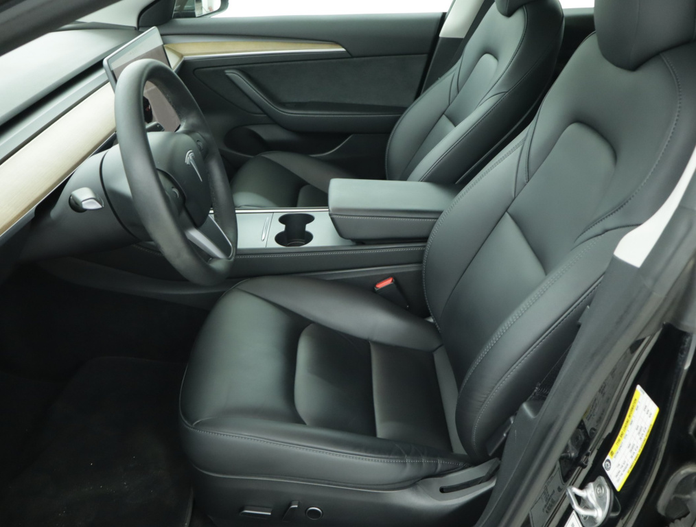 Tesla Model 3 4x4 2022 13