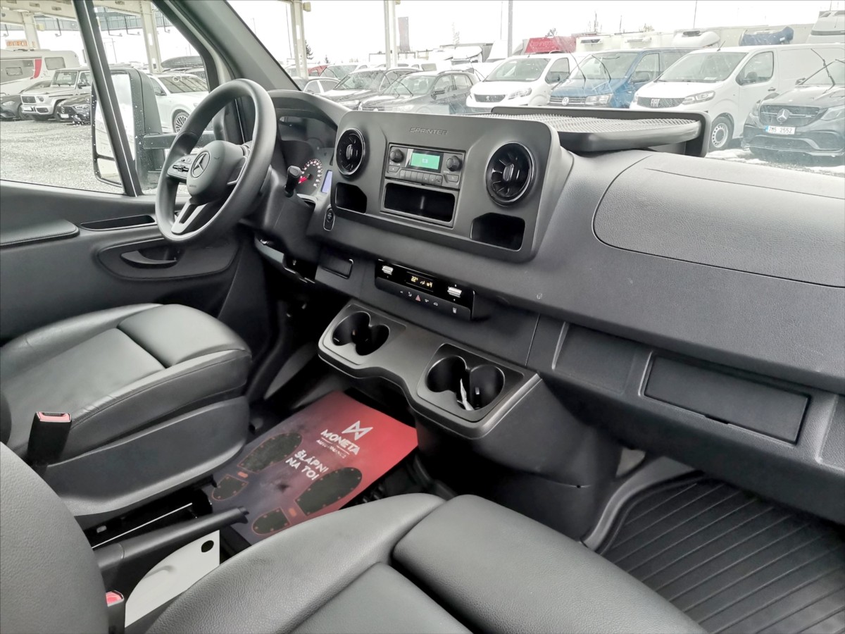 Mercedes-Benz Sprinter 317/AT skříň 6palet/klima/temp 8