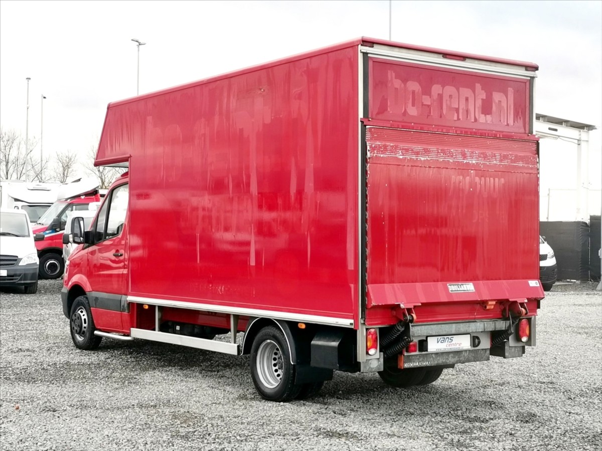 Mercedes-Benz Sprinter 513CDI skříň 8pal/h.čelo/3,5t 4