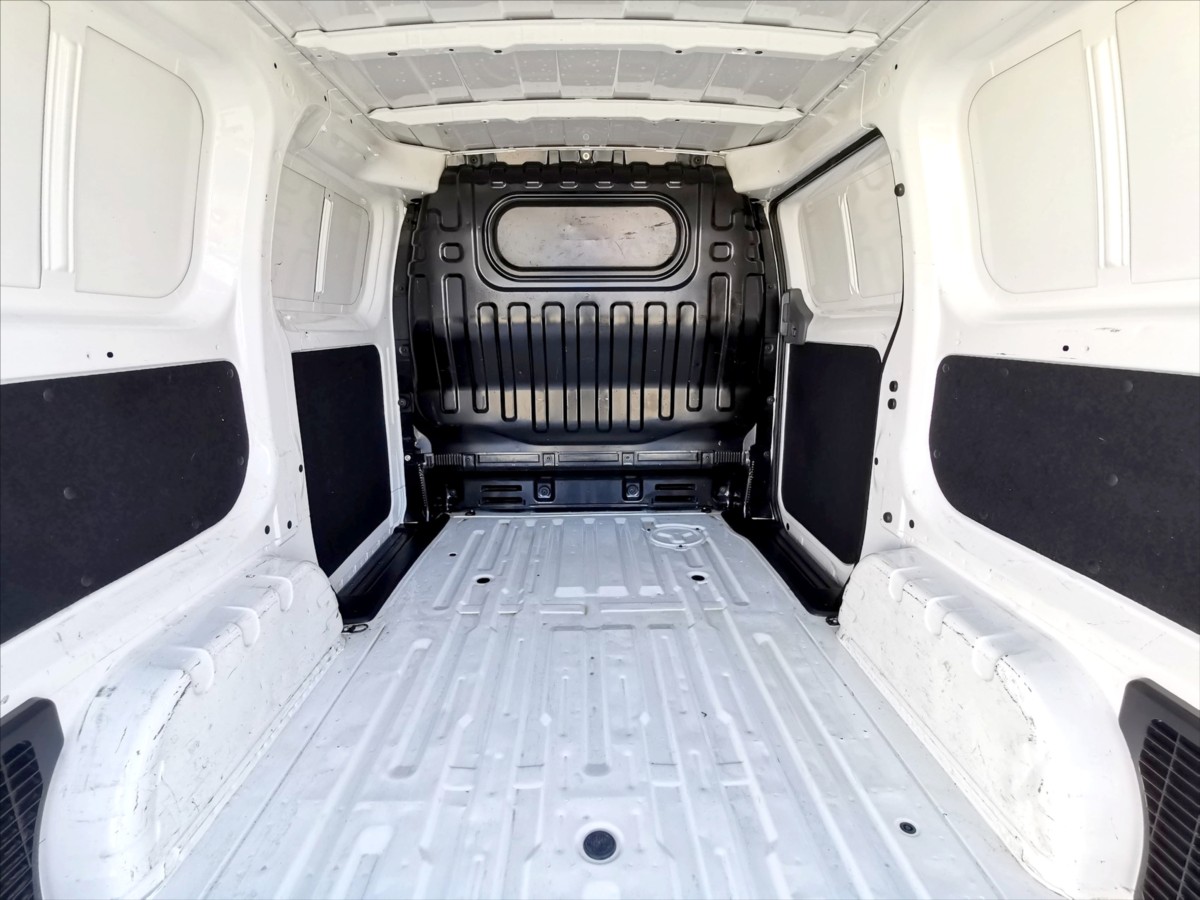 Nissan NV200 1.6/81kw ČR 12