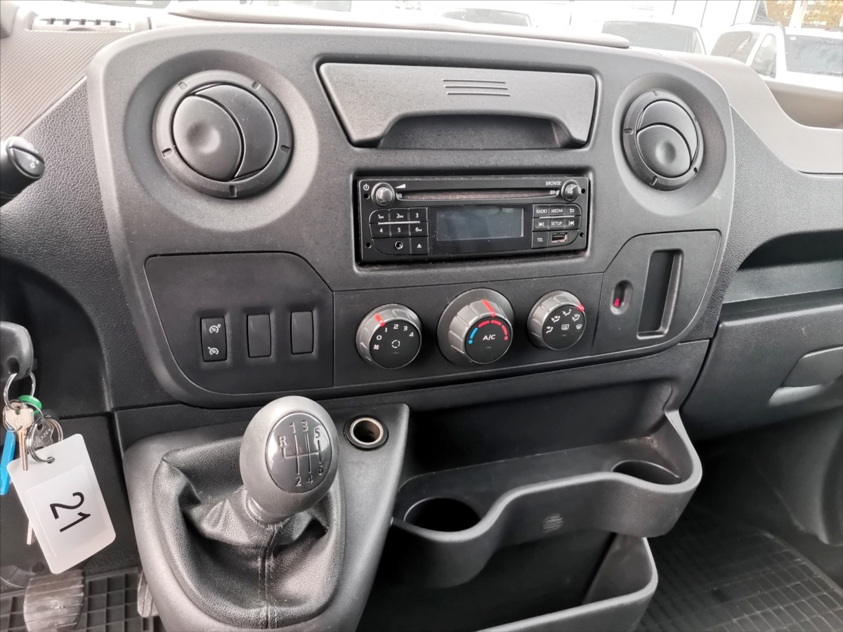 Renault Master 125DCI skříň 8palet/klima/ČR 9
