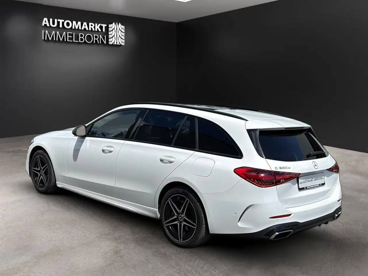 Mercedes-Benz C 300 T e 2 AMG Burmest*Pano*Distro*AHK*Kamera*1 5
