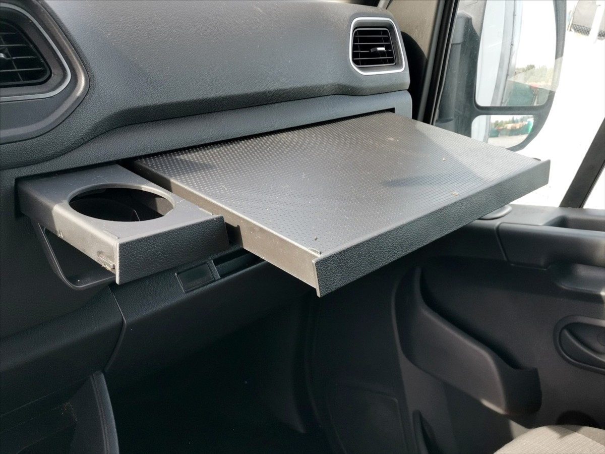 Renault Master 165dci shrnovací 10pal/měchy 12