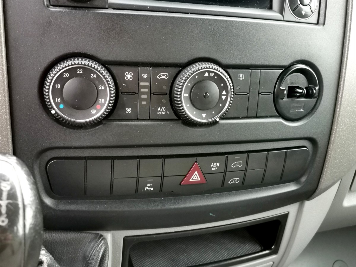 Volkswagen Crafter 2.5TDI/80kw MAXI/klima/navi 10