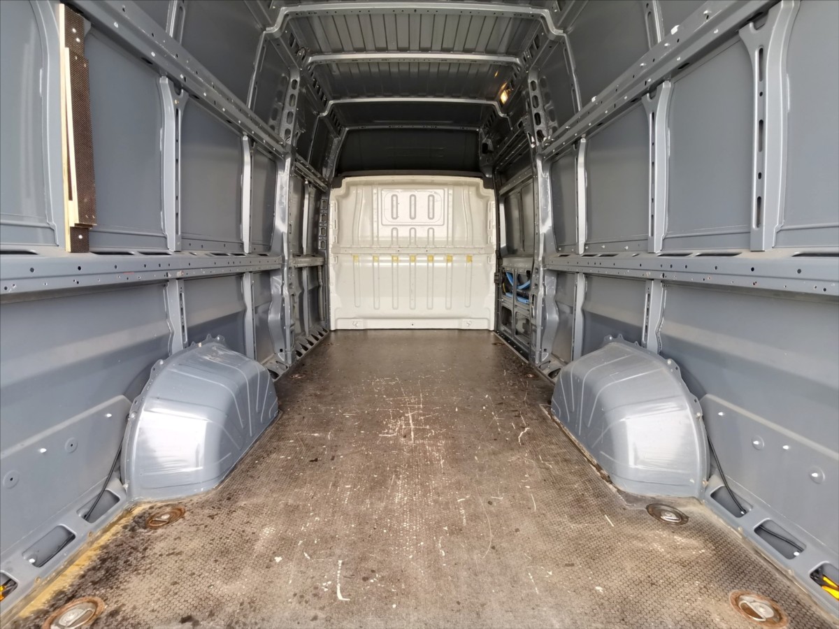 Citroën Jumper 2.2HDI L5H3/klima/tažné/1.maj 18