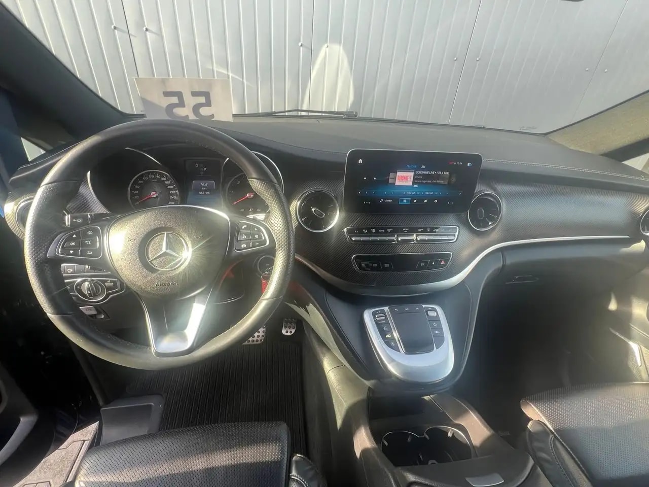 Mercedes-Benz V 300 LANG AMG WEBASTO LED AHK EL.TÜREN 18