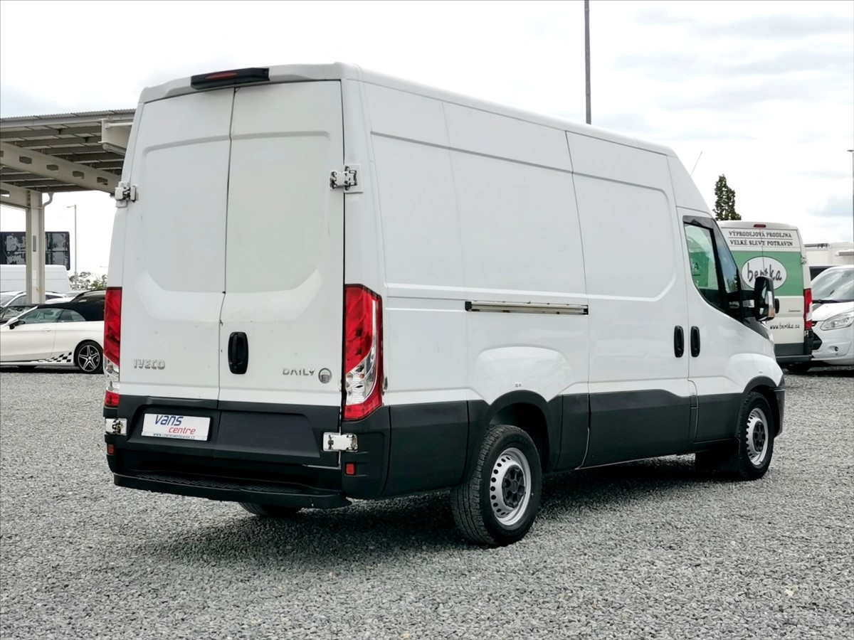 Iveco Daily 35S16 střední/ chlaďák/ ČR 3