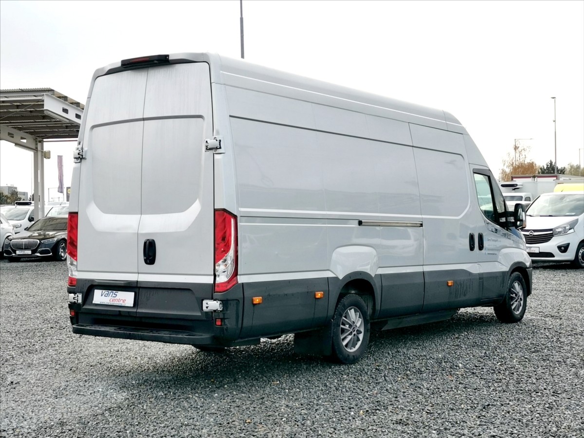 Iveco Daily 35S14 CNG/AT SUPERMAXI XL/ ČR 3