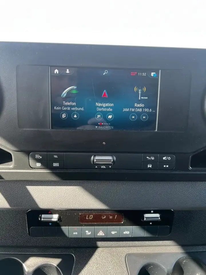 Mercedes-Benz Sprinter 211 9G-TRONIC KLIMA NAVI KAMERA 3-SITZE 17