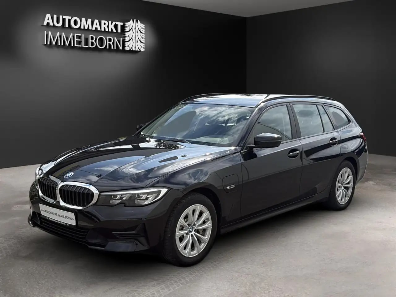 BMW 330 e Advantage AHK*LiveCP*LED*Navi+*DAB*Spur 4