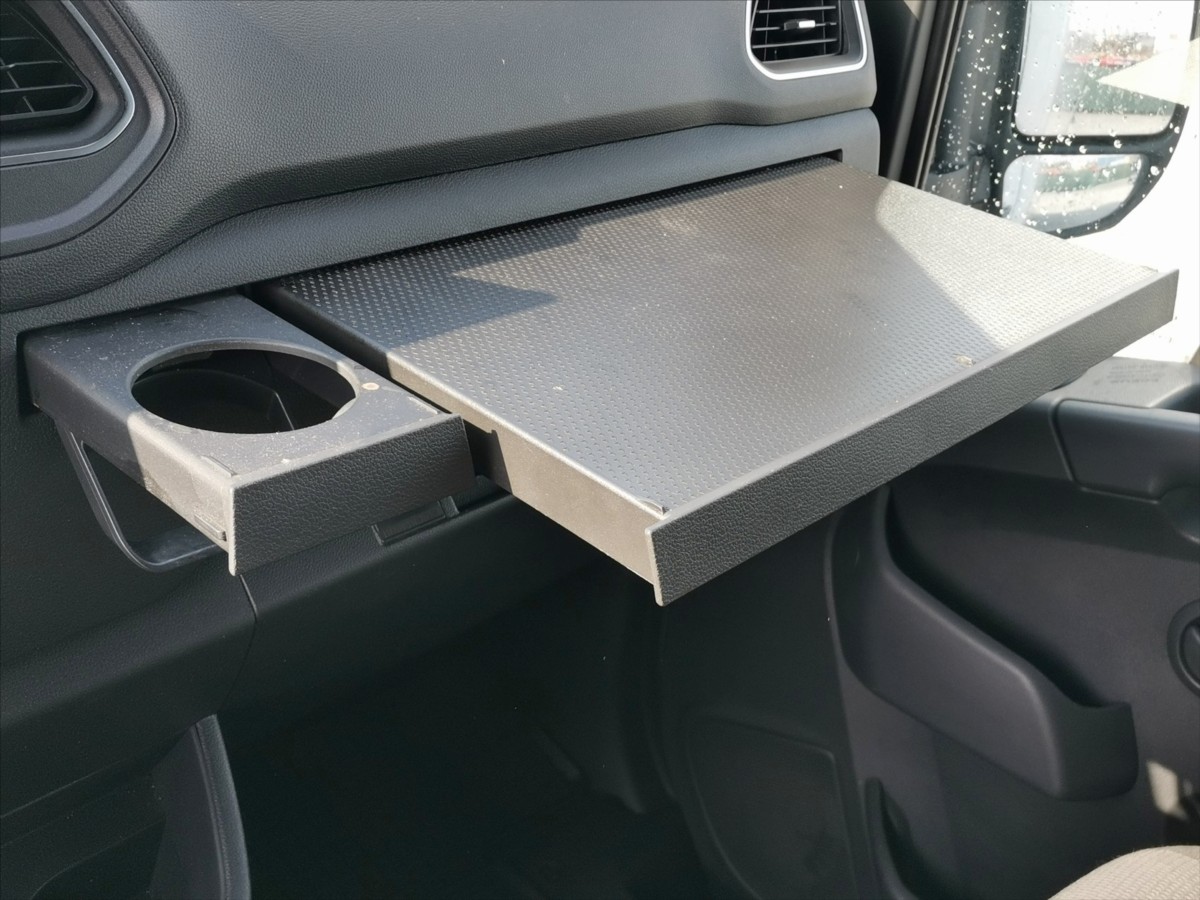 Renault Master 150DCI skříň 8palet/klima/ČR 11