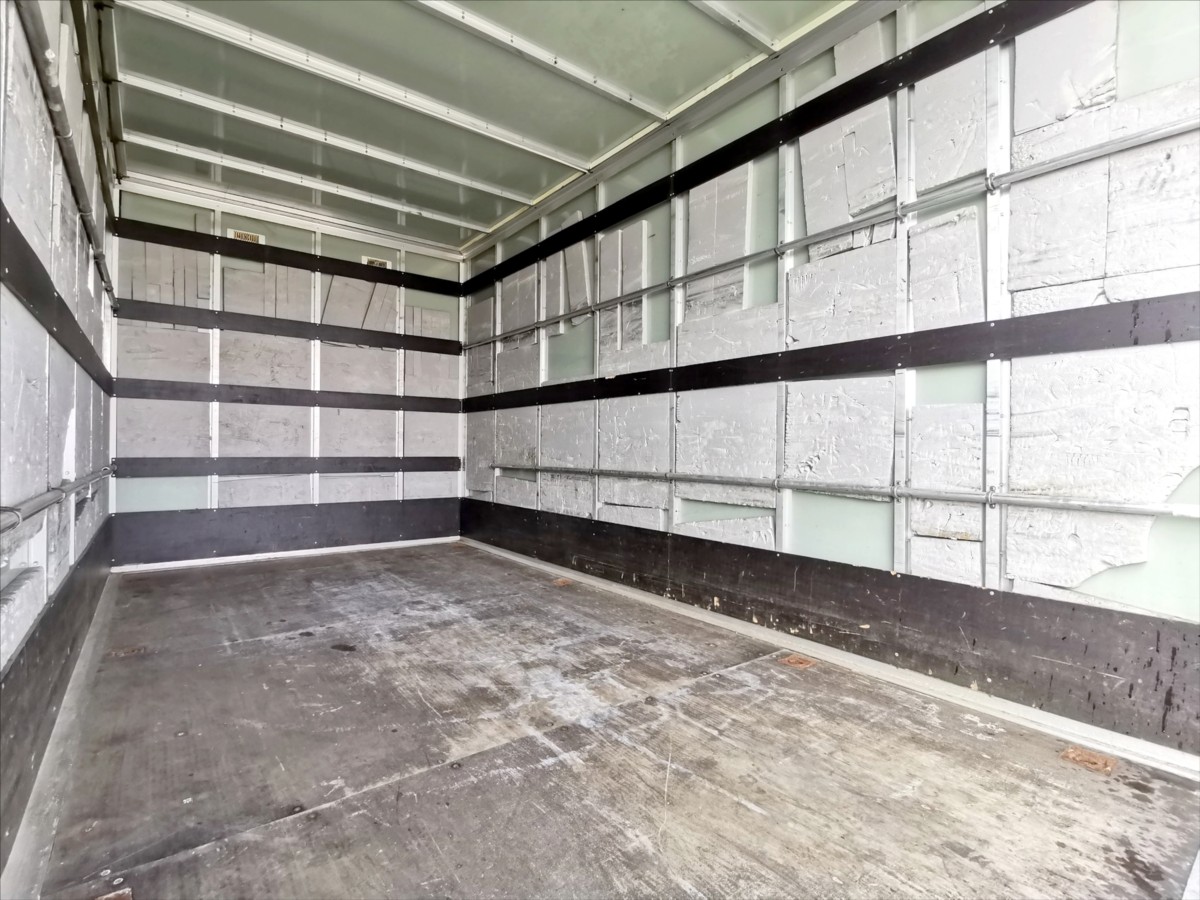Renault Master 150DCI skříň 8palet/klima/ČR 16
