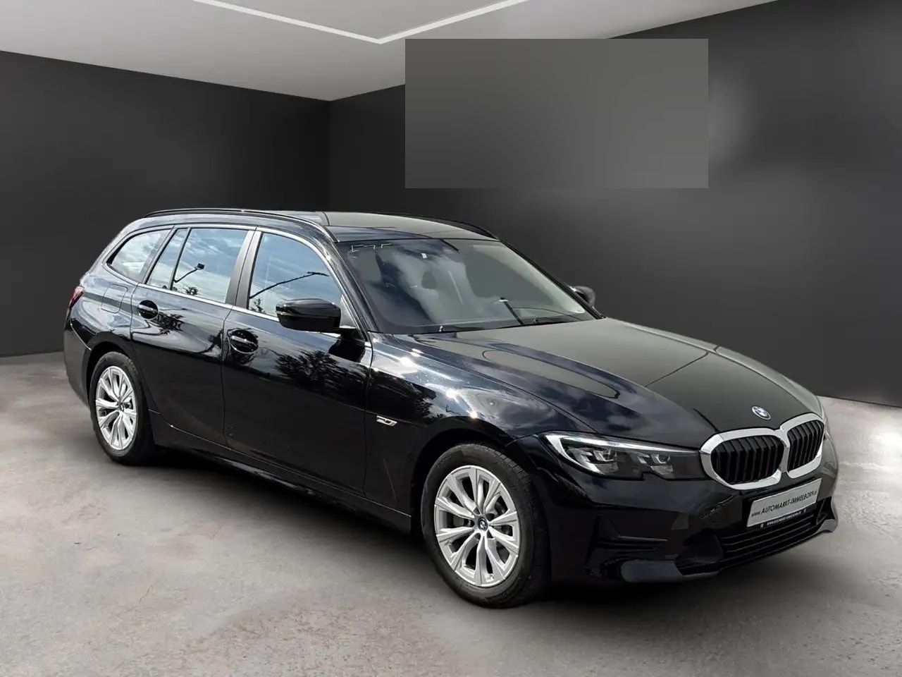 BMW 330 e Advantage AHK*LiveCP*LED*Navi+*DAB*Spur