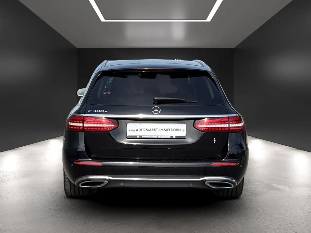 Mercedes-Benz E 300 e AHK*Kamera*lED*Navi*DAB*18*eleSitze*1Han 10