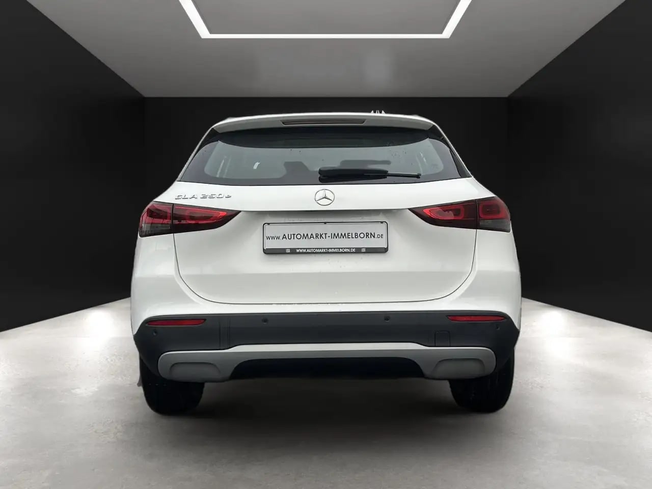 Mercedes-Benz GLA 250 e Pano*Kamera*Memory*Sound*Mubeam*Distro 10