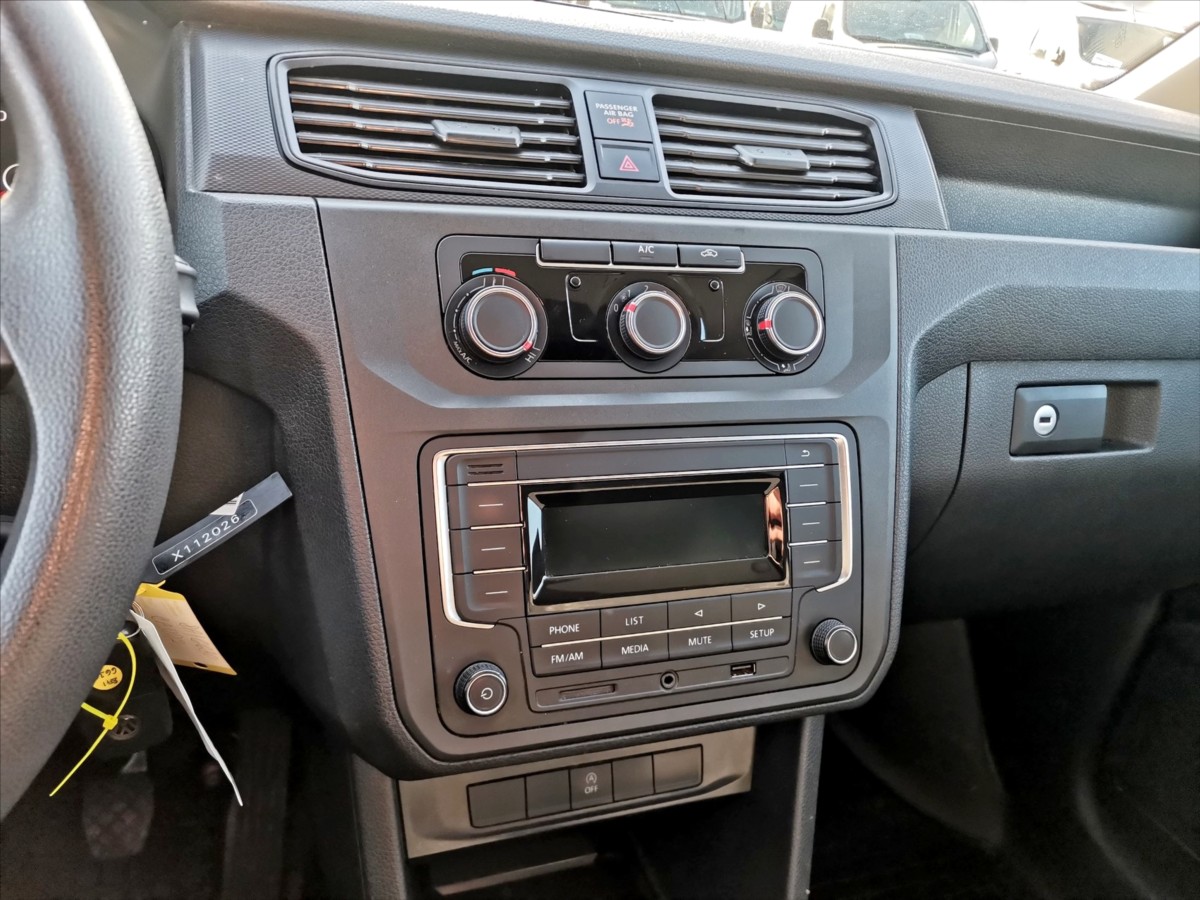 Volkswagen Caddy 1.4TGI/81kw MAXI/poj.dílna/ČR 9