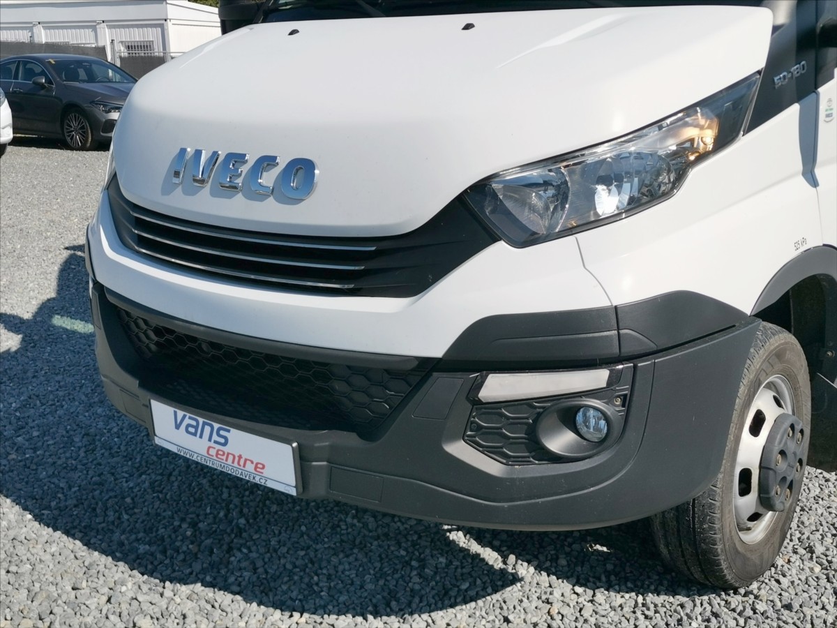 Iveco Daily 50C18/AT skříň 5,5m/měchy/3,5t 17