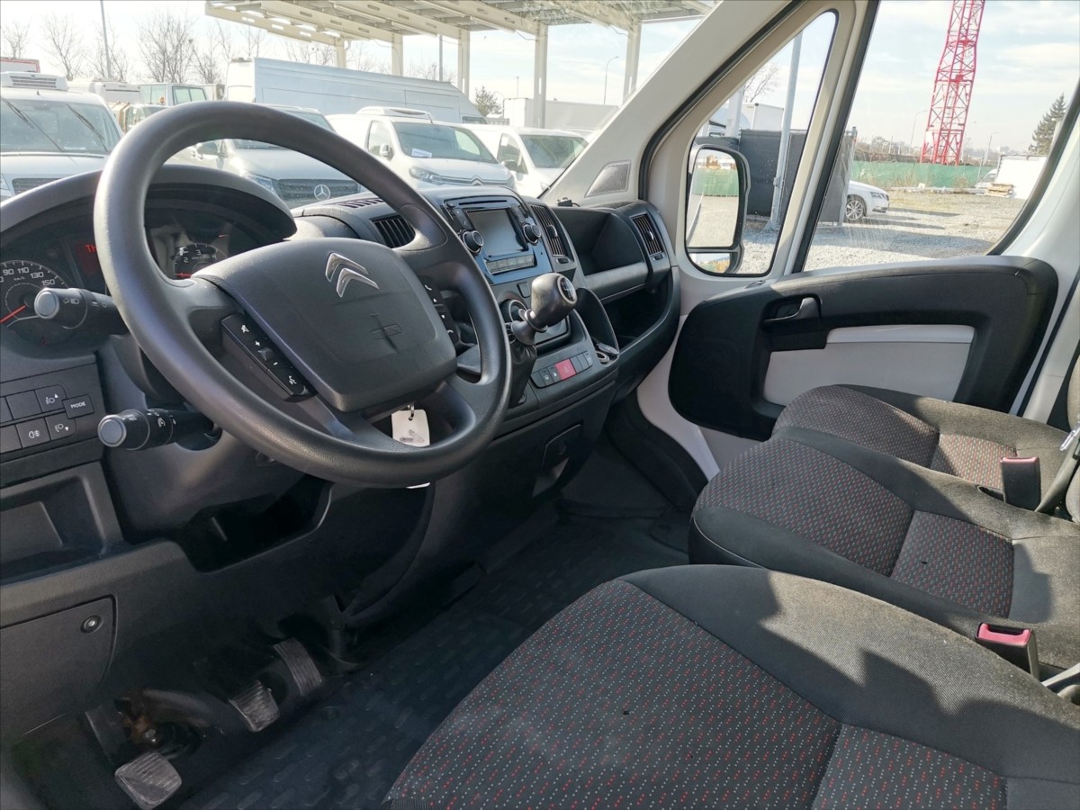 Citroën Jumper 2.2HDI skříň 8pal/klima/tažné 6