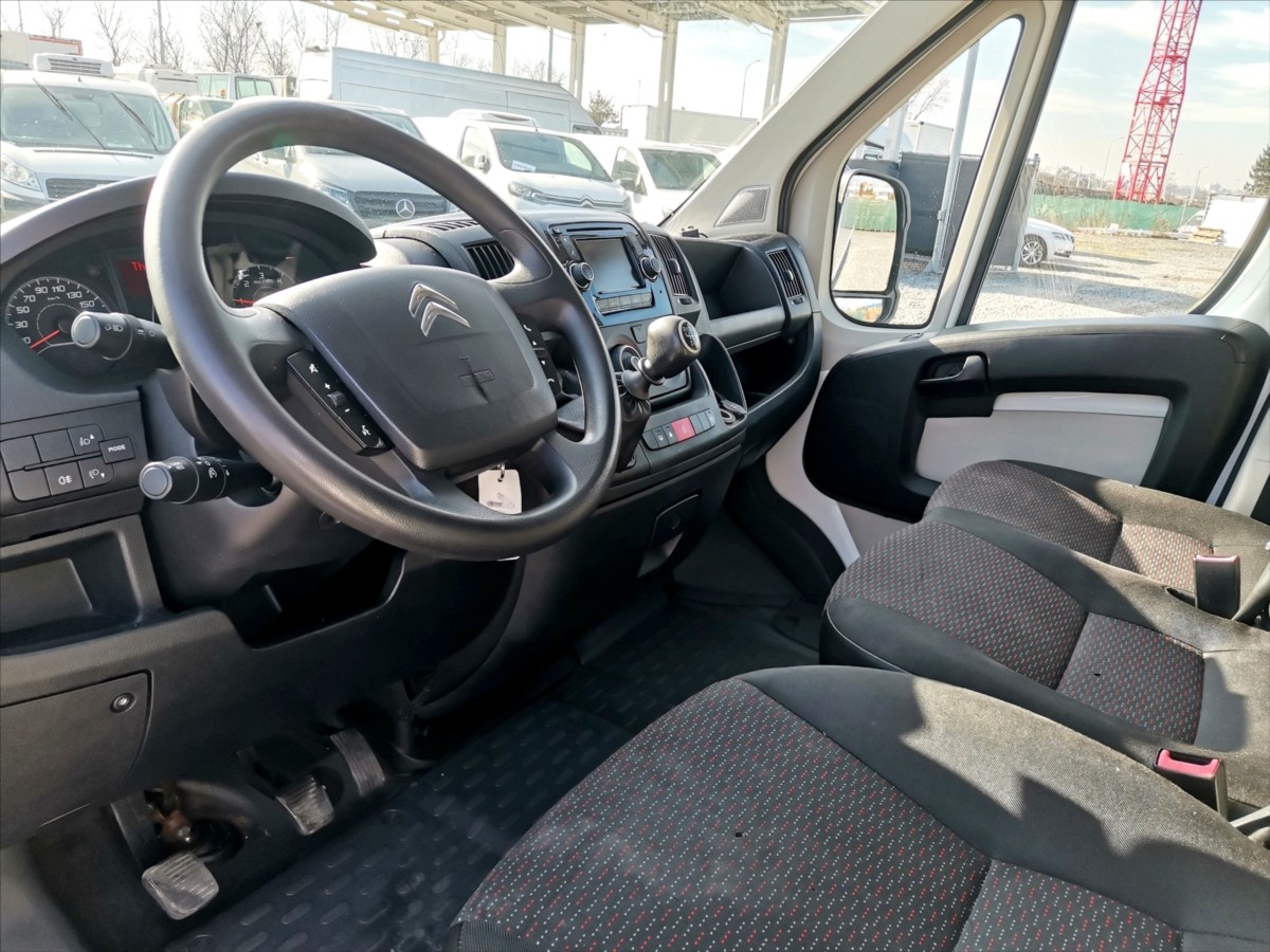 Citroën Jumper 2.2HDI skříň 8pal/klima/tažné 7