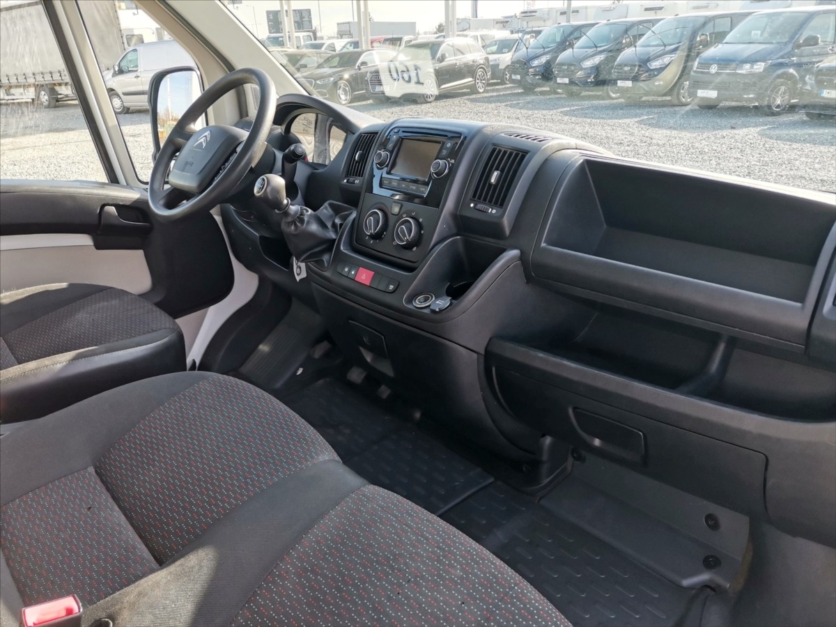 Citroën Jumper 2.2HDI skříň 8pal/klima/tažné 9