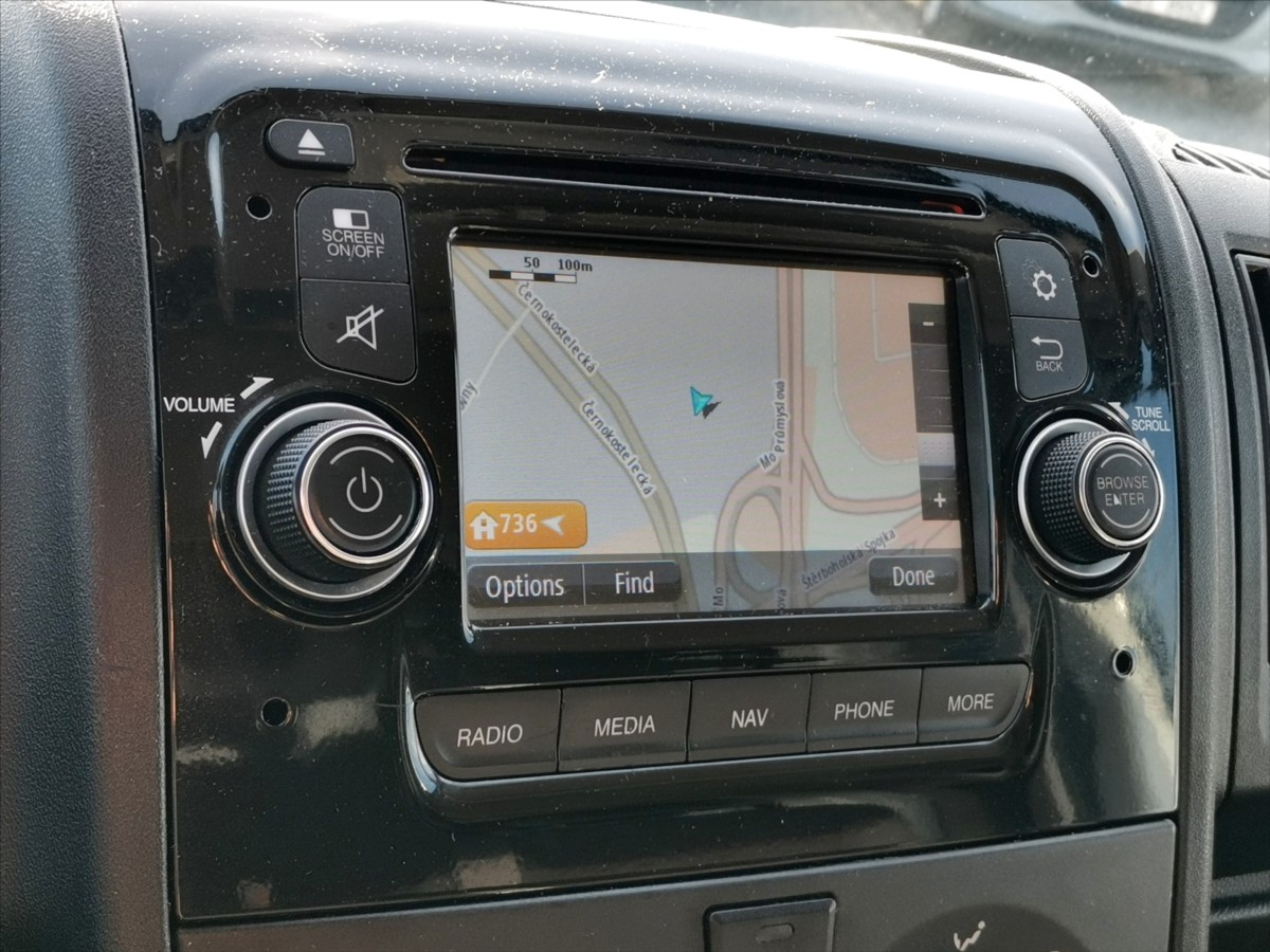 Citroën Jumper 2.2HDI skříň 8pal/klima/tažné 13