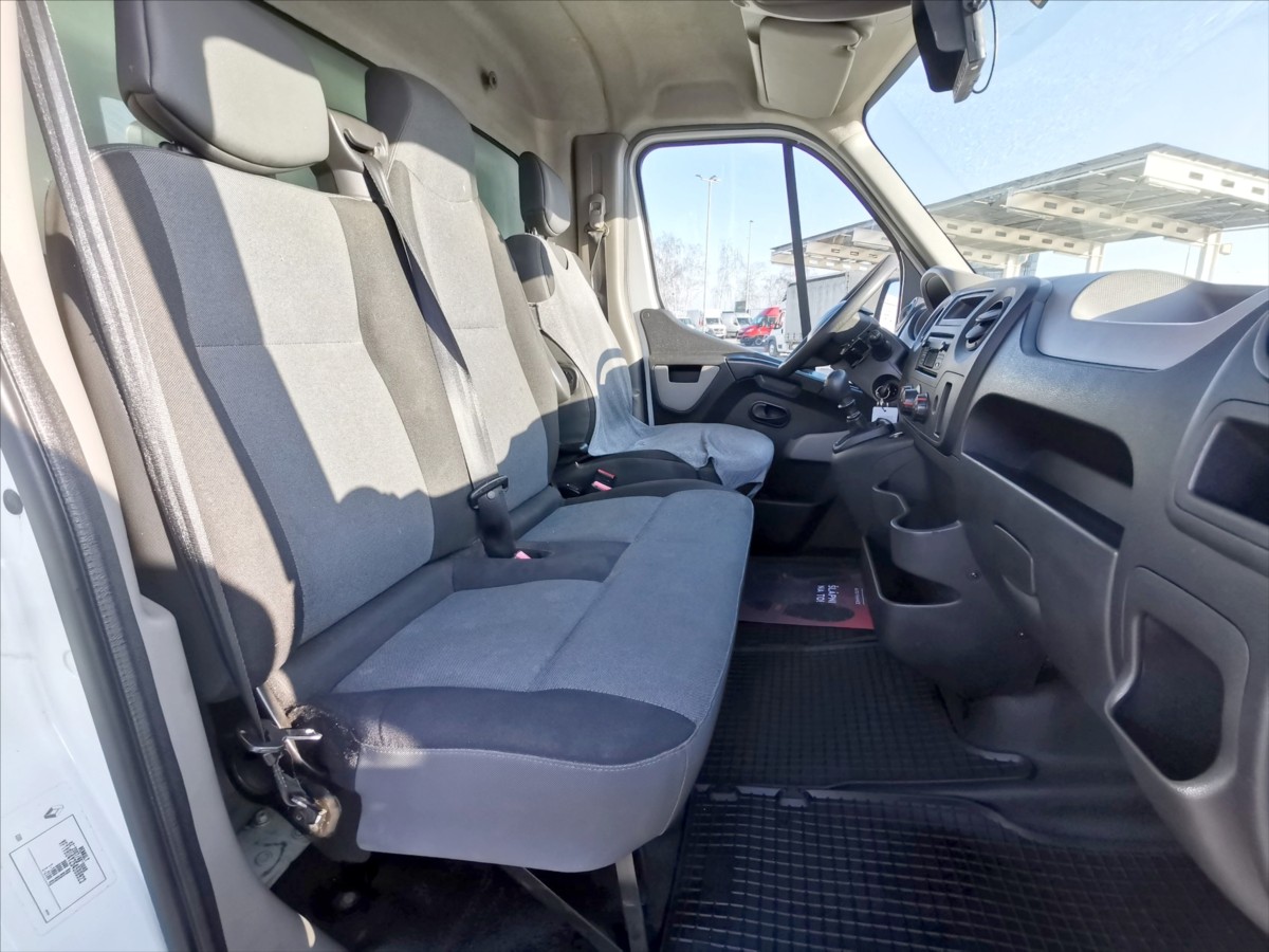 Renault Master 135DCI skříň 8palet/hydr.čelo 7