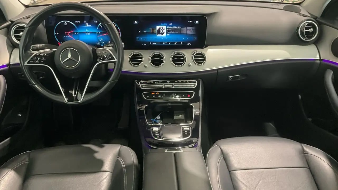 Mercedes-Benz E 400 d Allrad Exclusive Pano*Sthzg*360*Distro*H 9
