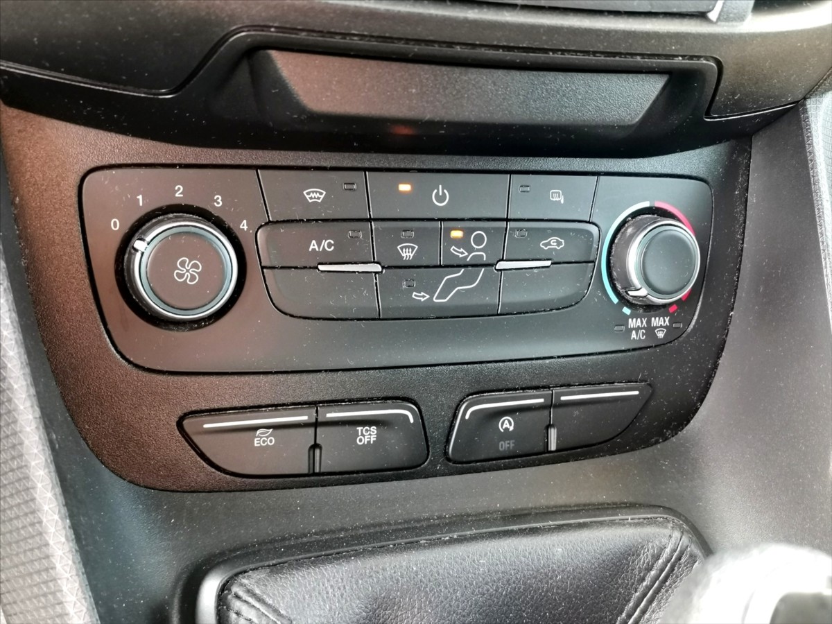 Ford Transit Connect 1.5tdci/74kw MAXI/ 38955km 10