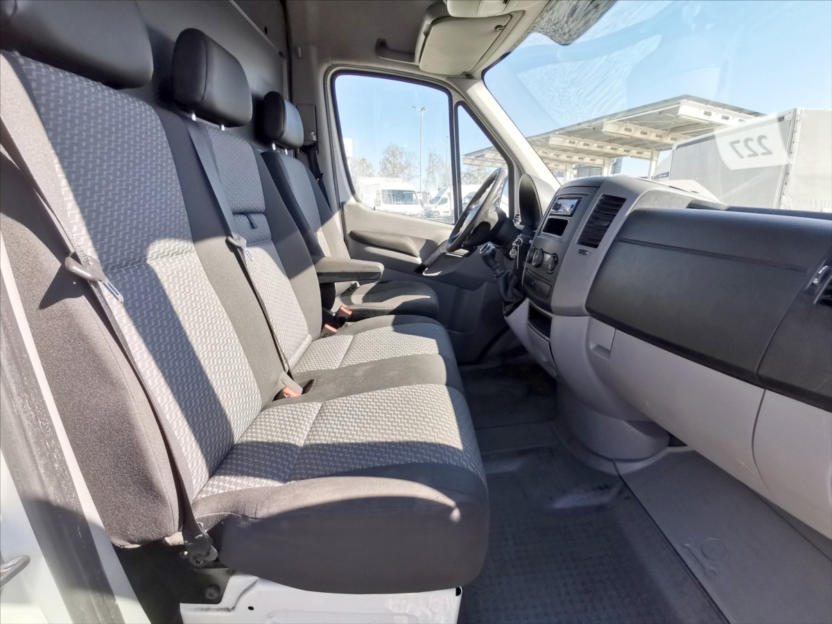 Volkswagen Crafter 2.0TDI/100kw L2H2/klima/ČR 7