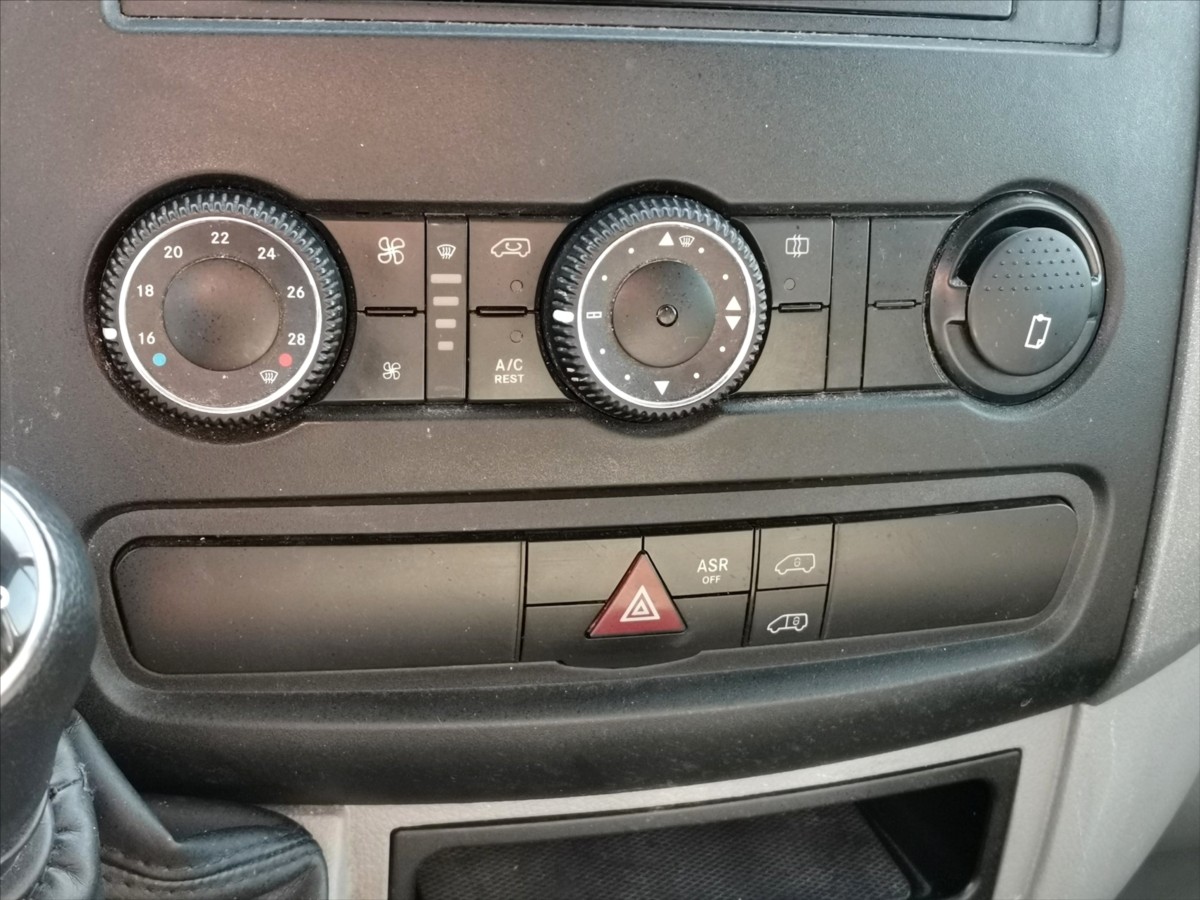 Volkswagen Crafter 2.0TDI/100kw L2H2/klima/ČR 10