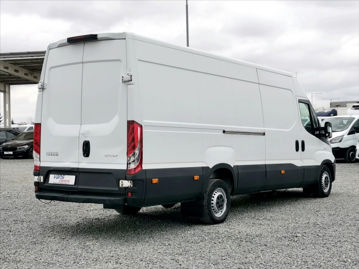 Iveco Daily 35S18 MAXI XL/klima/měchy/ČR 3