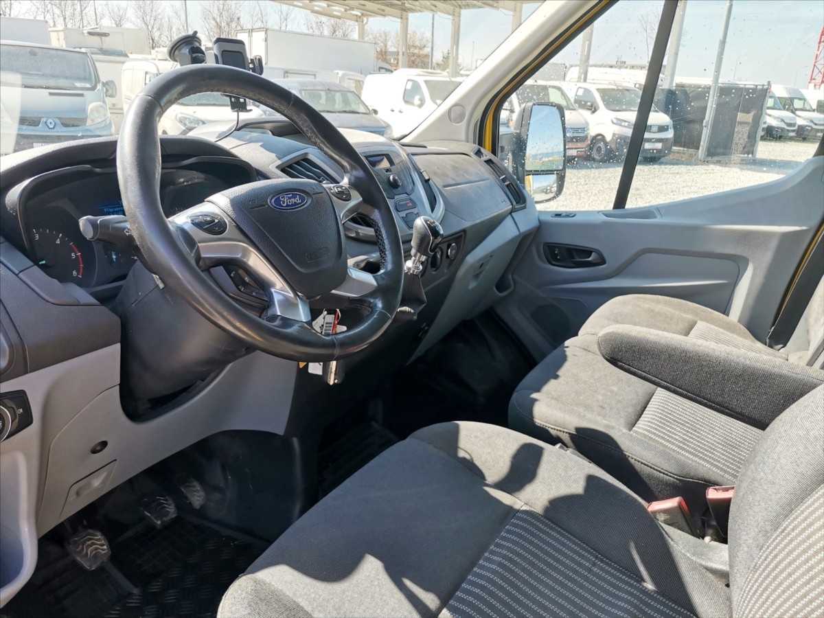Ford Transit 2.0TDCI 7míst/valník/tažné/ČR 6