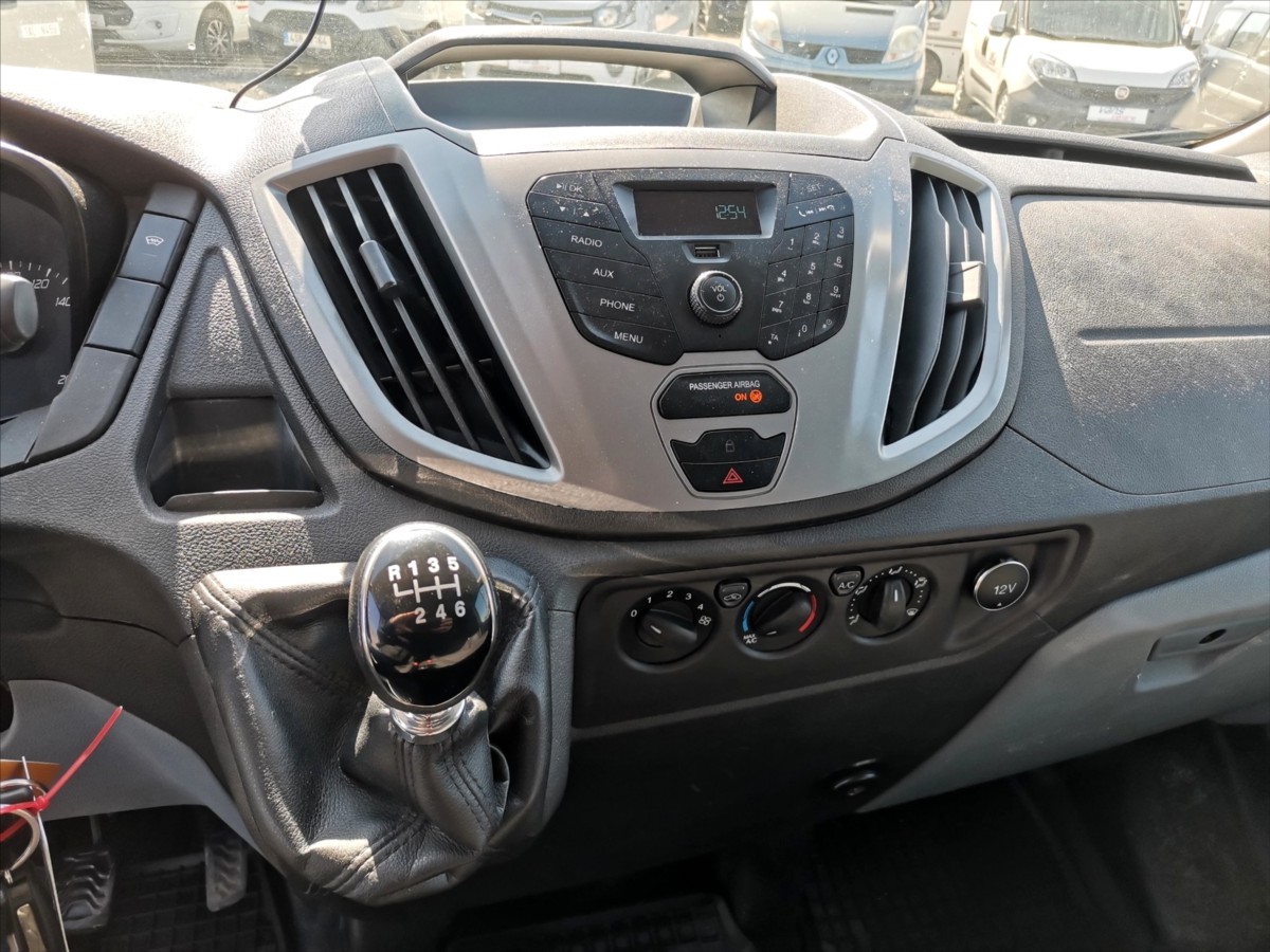 Ford Transit 2.0TDCI 7míst/valník/tažné/ČR 9